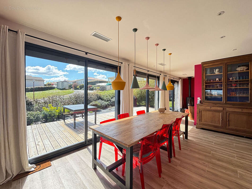 Maison à CASTANET-TOLOSAN