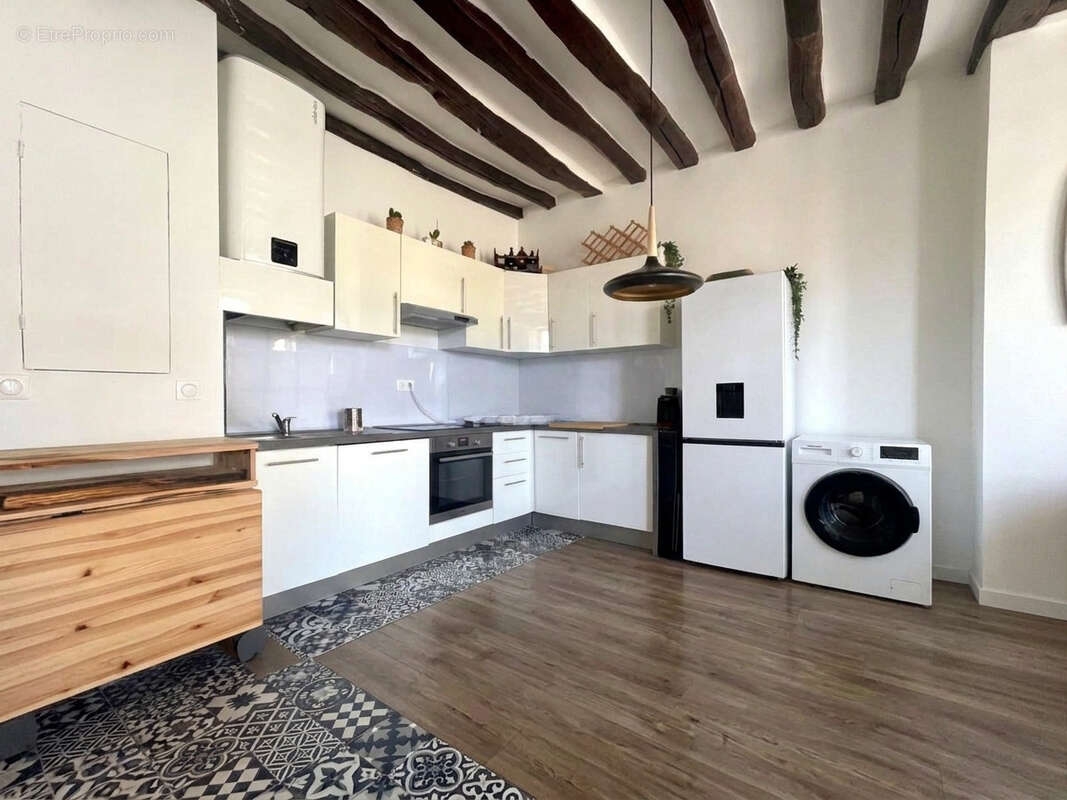 Appartement  2 chambres, entièrement rénové avec garage, centre ville Senlis - photo 4