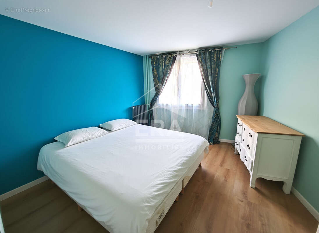 Appartement à MARSEILLE-5E