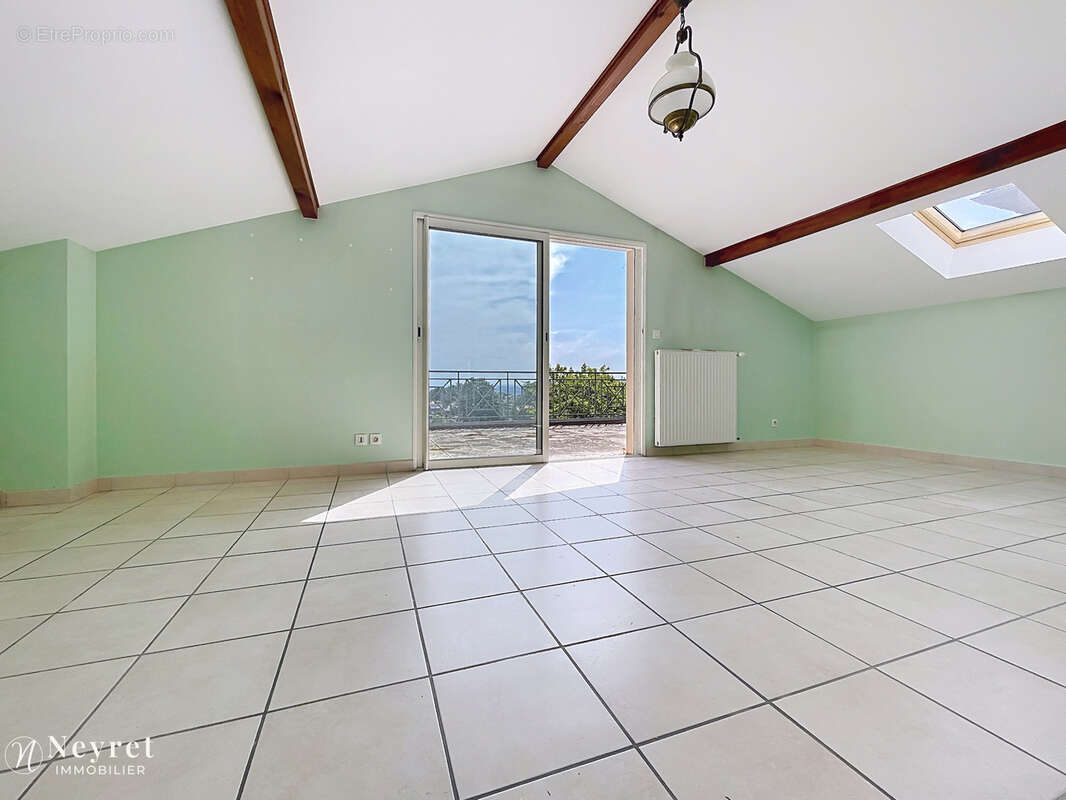 Villa d'architecte avec vue sur Lyon - photo 7