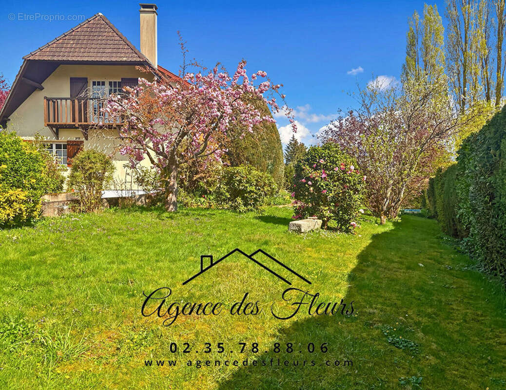 Maison à LA SAUSSAYE