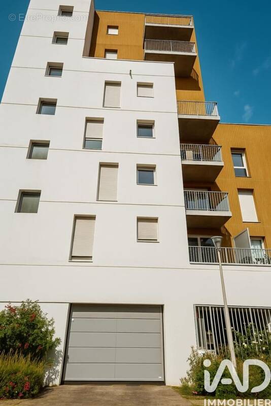 Photo 1 - Parking à LE HAVRE