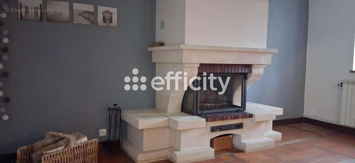 Maison à LE MELE-SUR-SARTHE