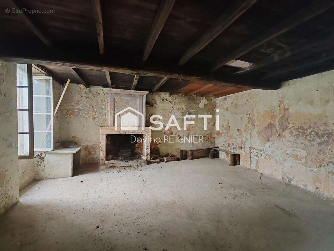 Photo 2 - Maison à JAZENNES