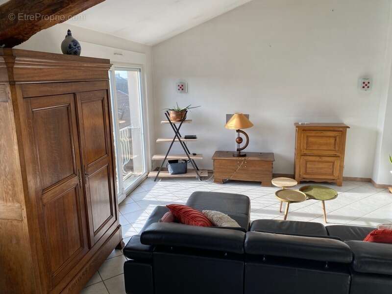 Maison à COSNES-ET-ROMAIN