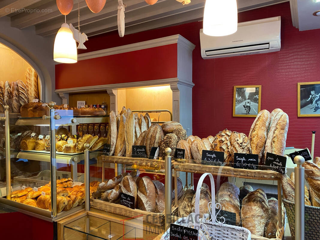 Commerce à SAINT-YORRE