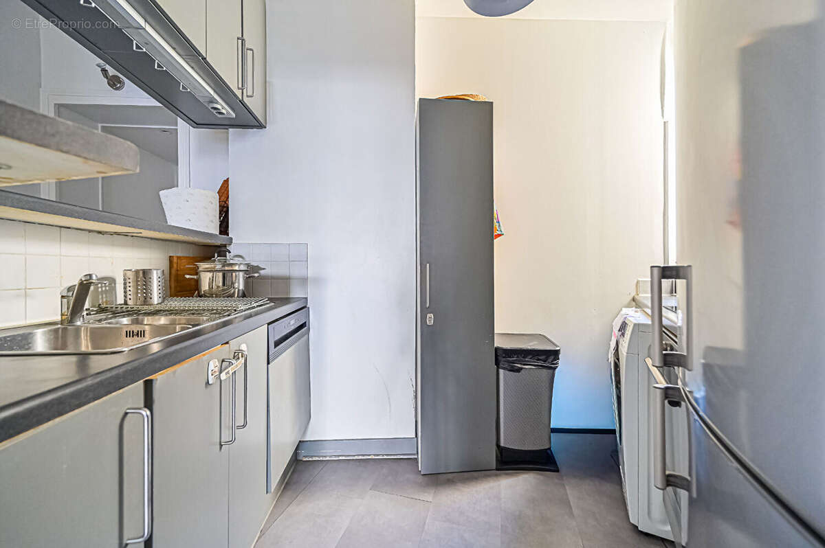 Appartement à PARIS-18E