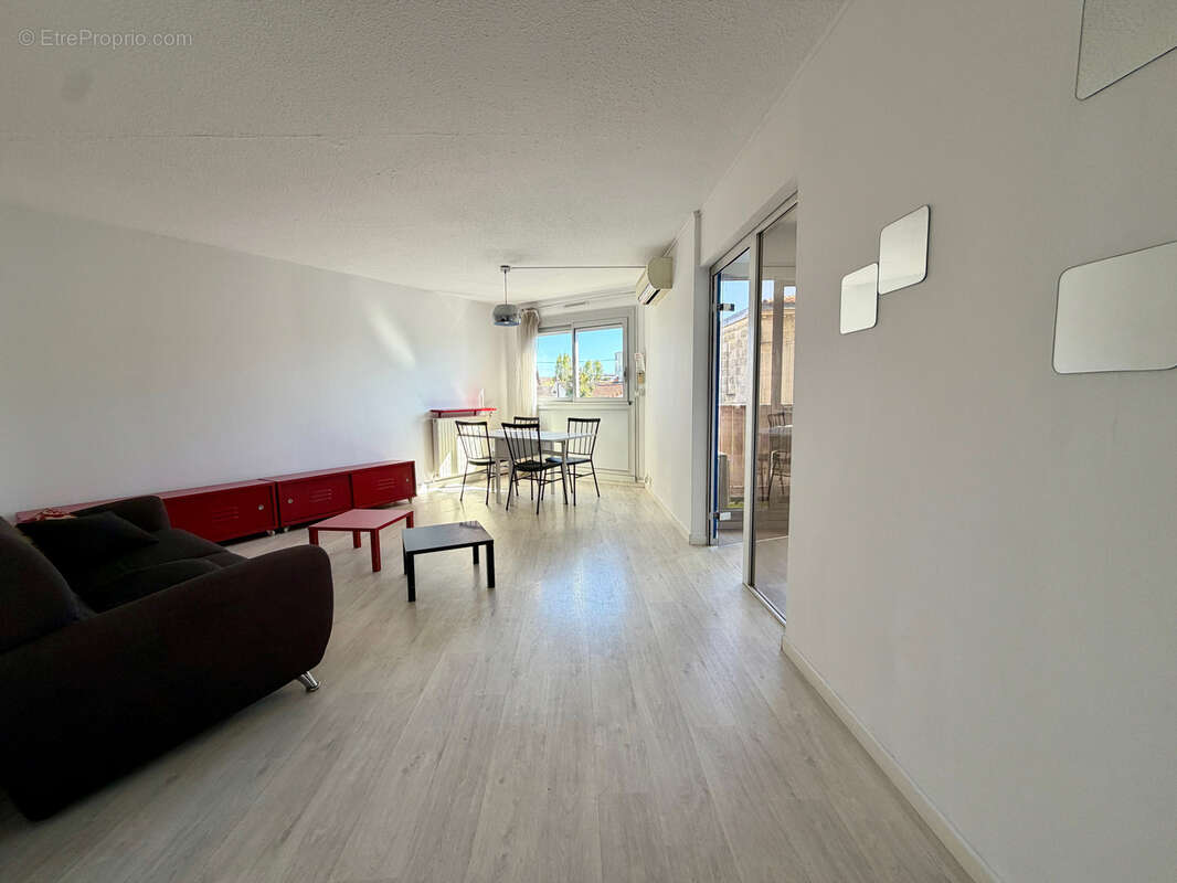 Appartement à BORDEAUX