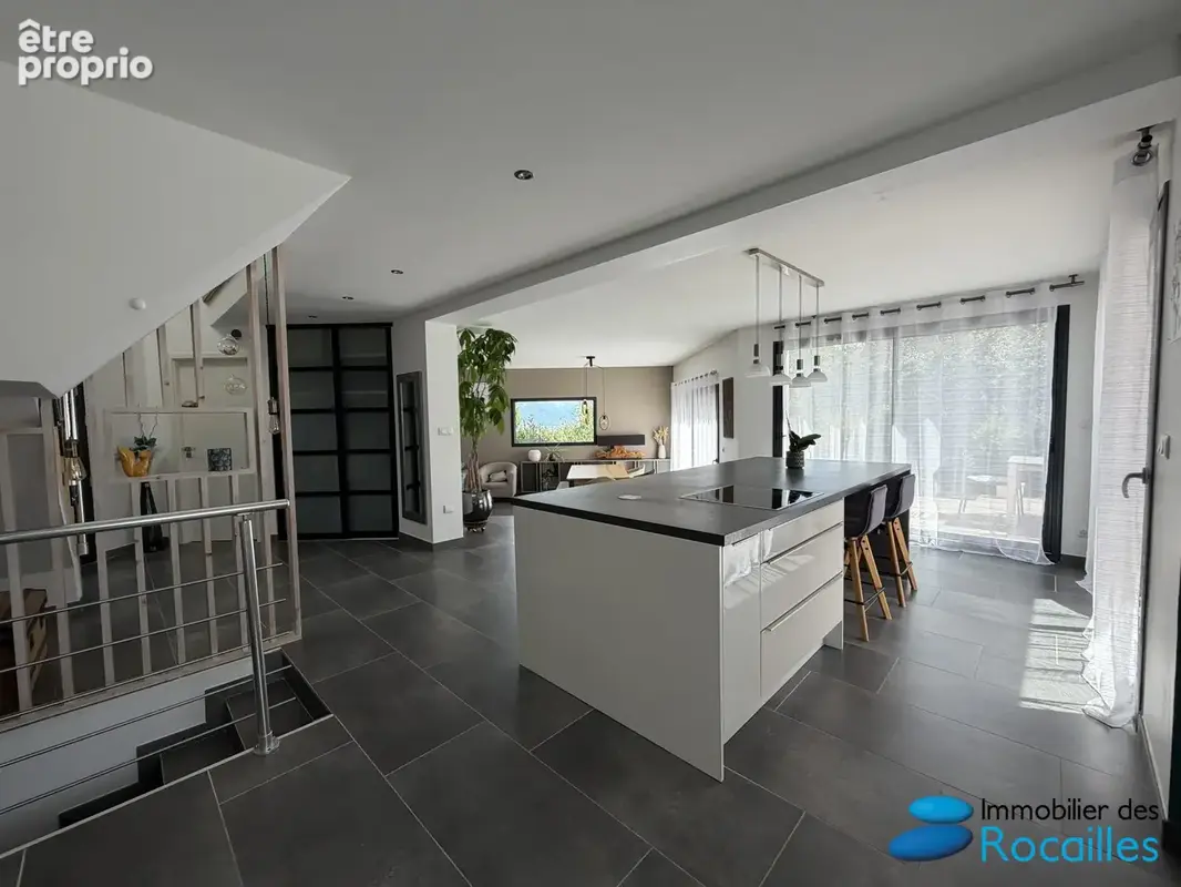 Maison 5 pièces 159 m² à vendre à Pers-Jussy (74930) - photo 4
