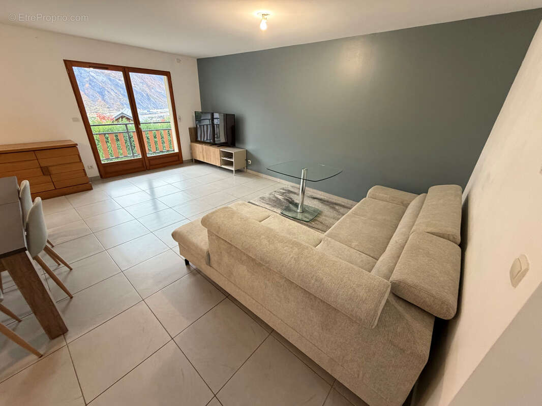 Appartement à SAINT-JEAN-DE-MAURIENNE