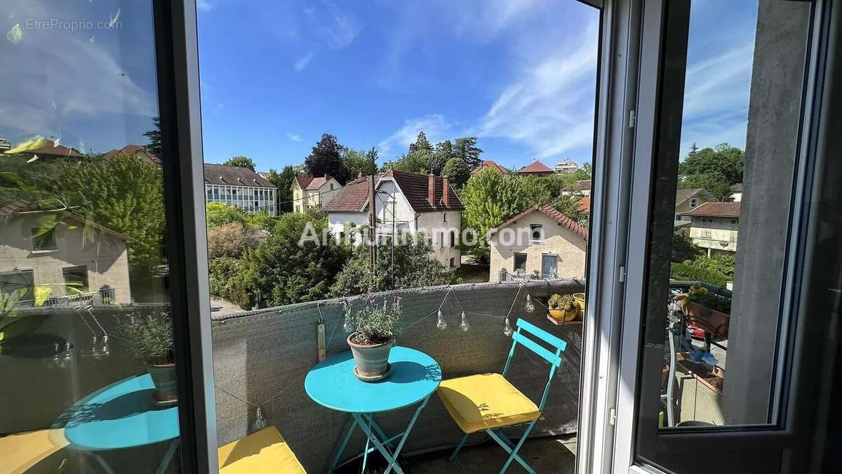 Appartement à LONS-LE-SAUNIER