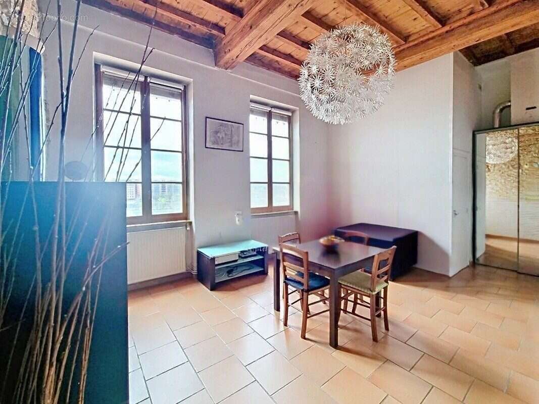 Appartement à CALUIRE-ET-CUIRE