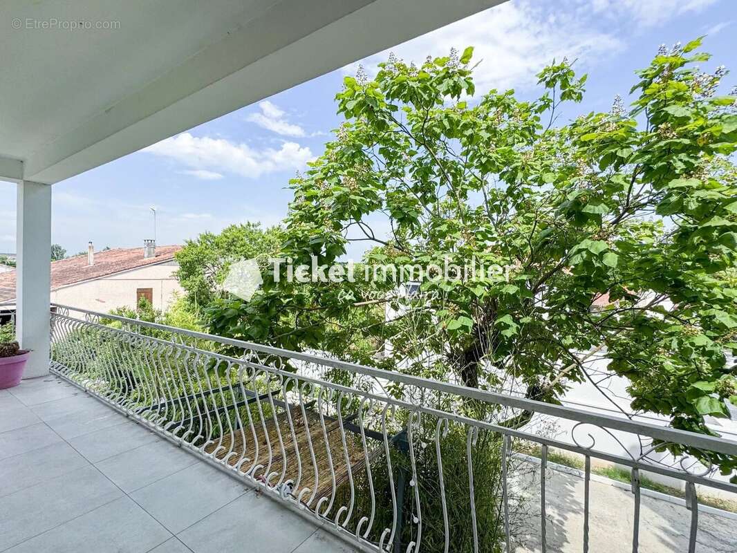 Maison à CORNEBARRIEU