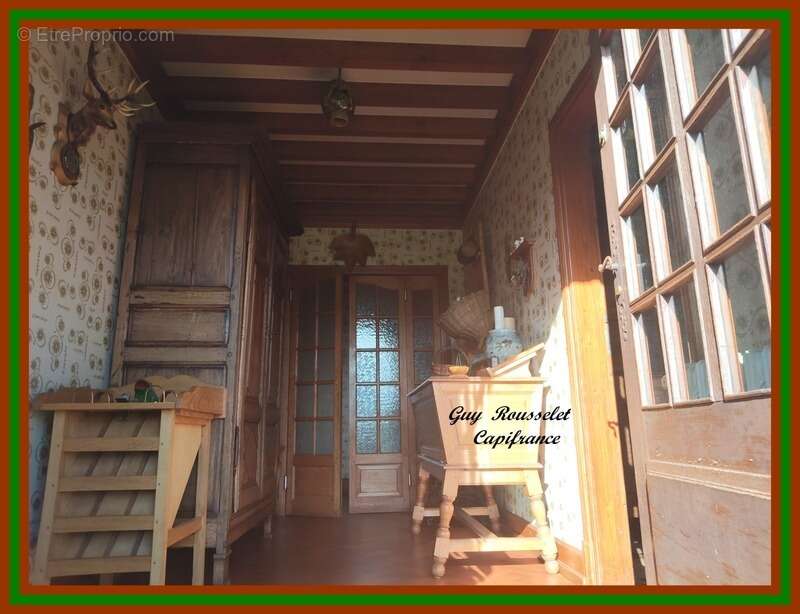 Maison à COURCELLES-LES-SEMUR