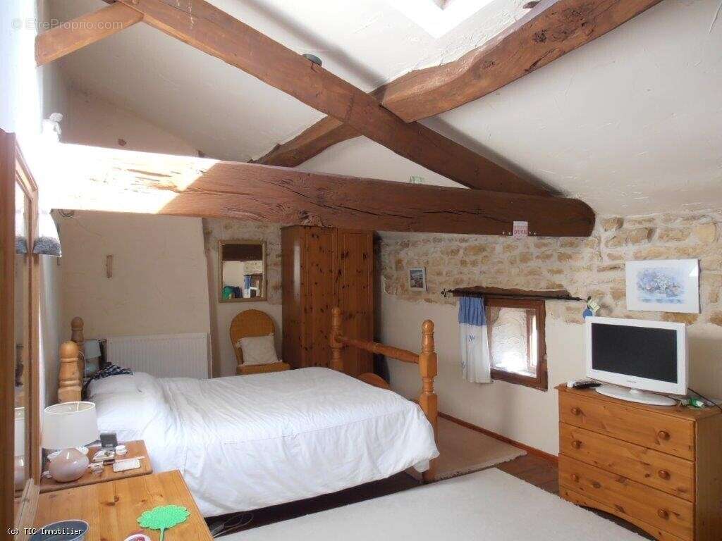 Maison à SAUZE-VAUSSAIS