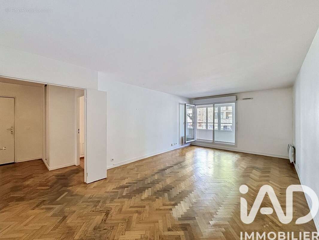 Photo 2 - Appartement à MONTROUGE