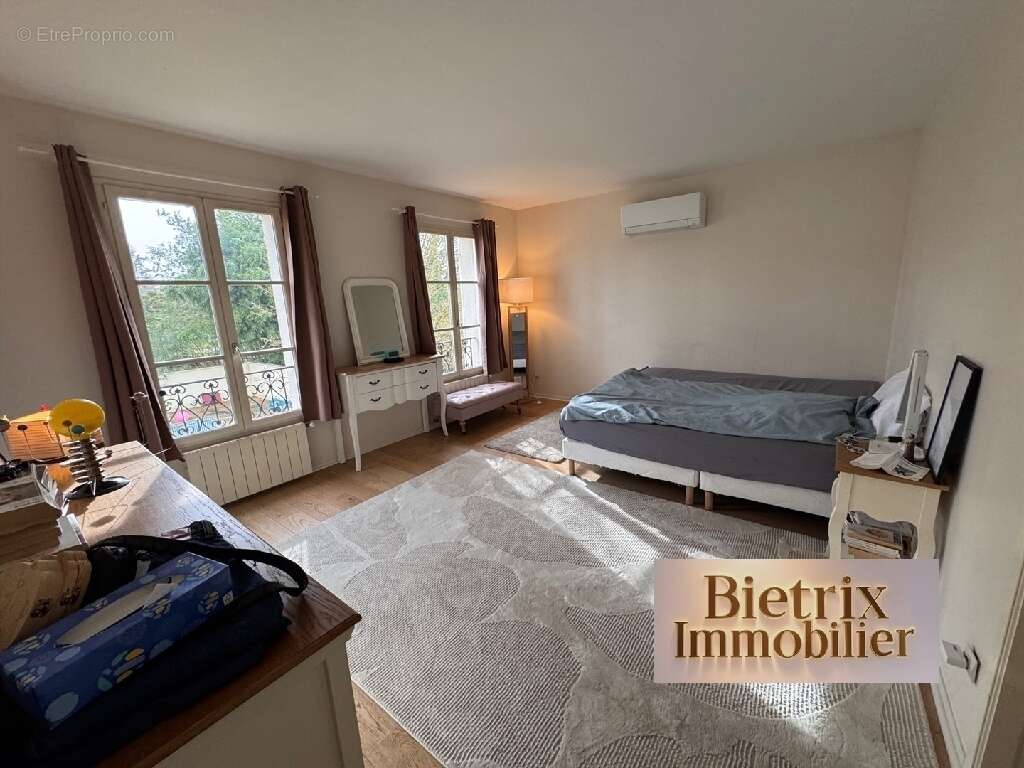 Maison à L'ISLE-ADAM