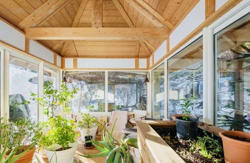 Maison à MONNETIER-MORNEX