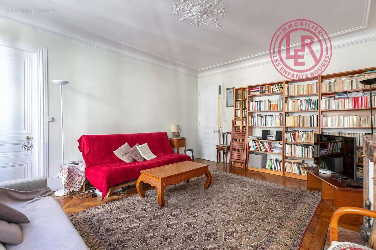 Appartement à PARIS-11E
