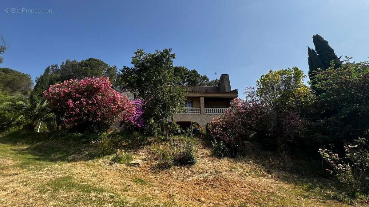 Maison à MARSEILLETTE