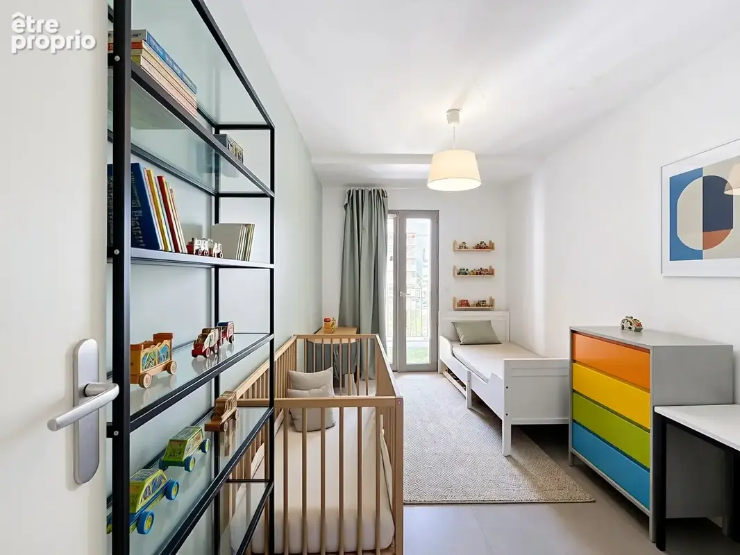 Appartement T3 au troisième étage avec terrasse et parking - photo 9