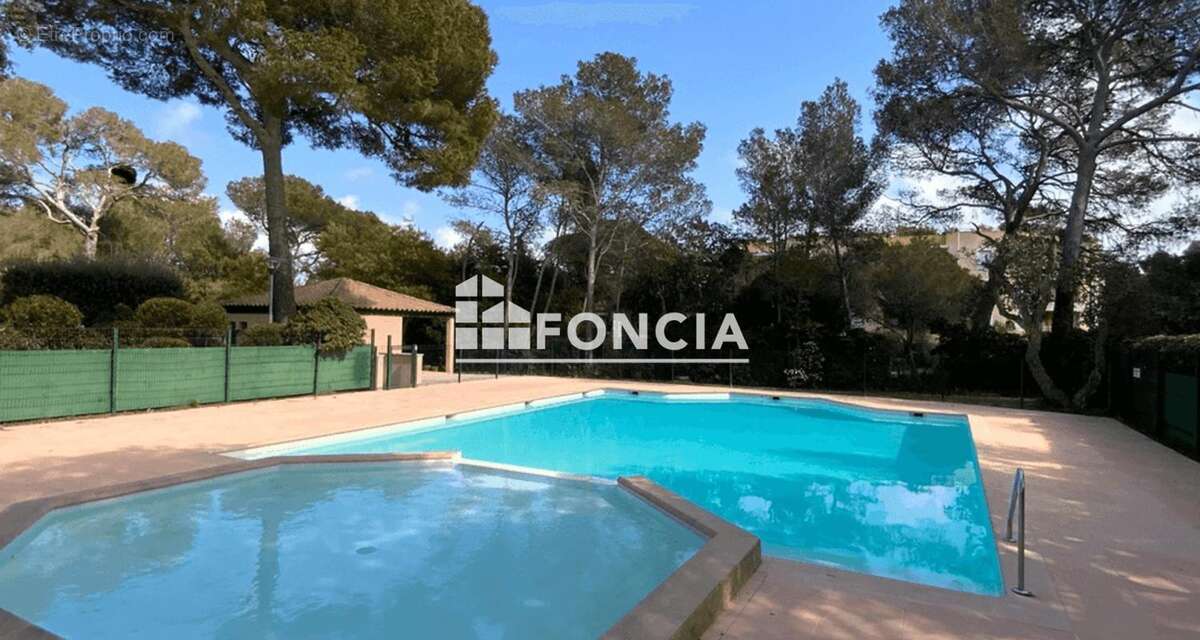 Appartement à FREJUS