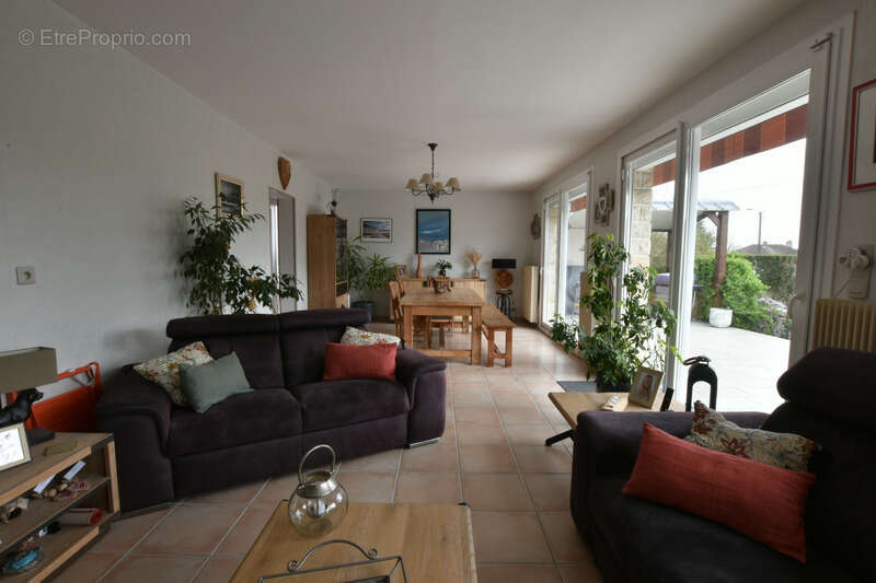 Maison à NUITS-SAINT-GEORGES