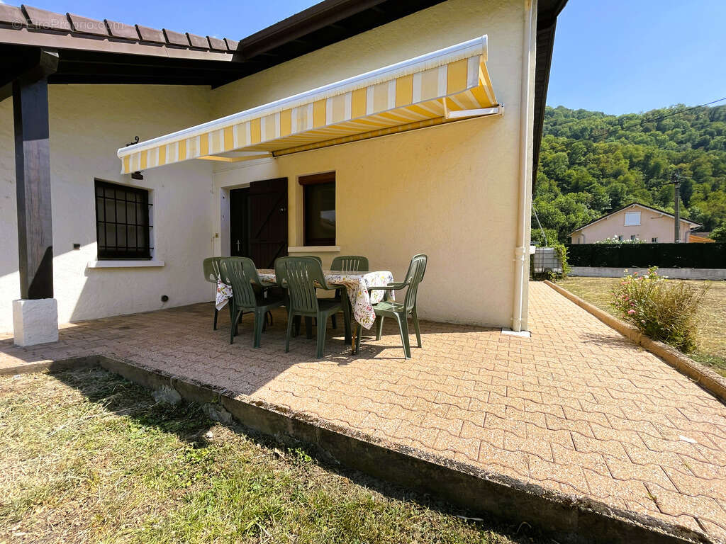 Maison individuelle et garage sur terrain clos - photo 2