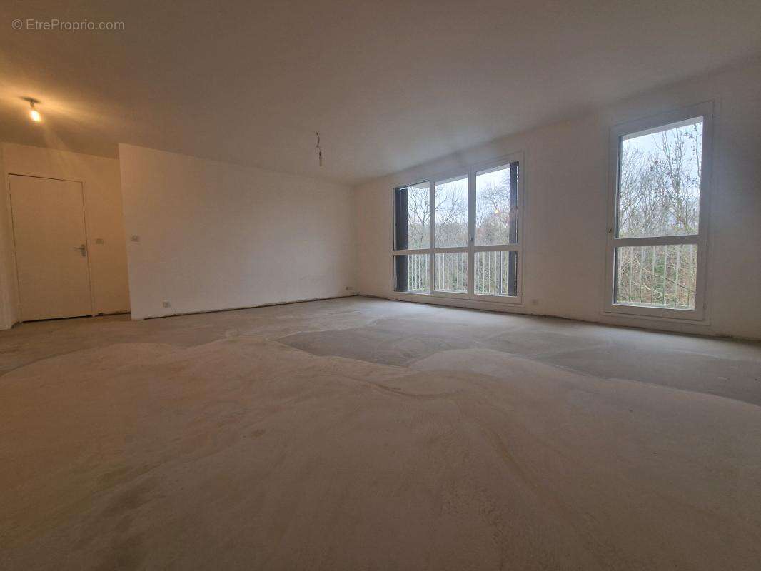 Appartement à VAIRES-SUR-MARNE