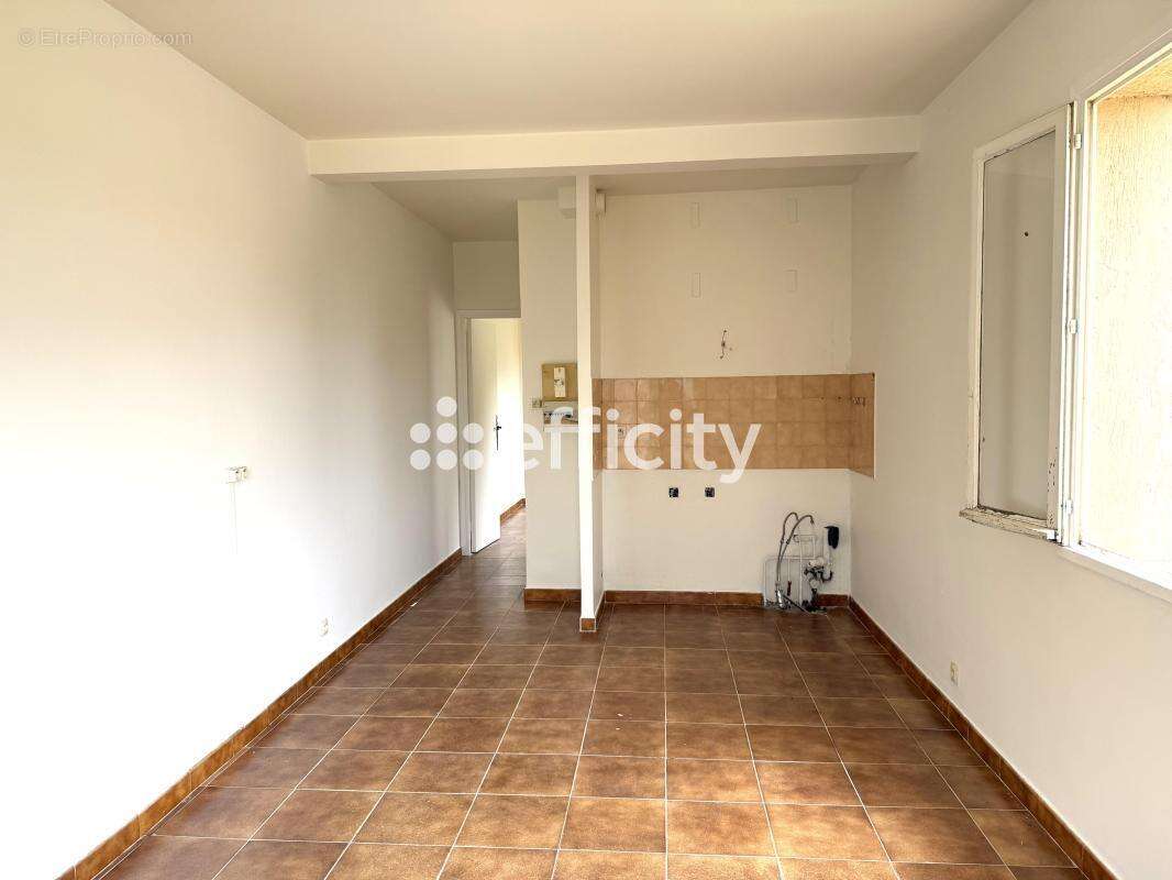 Appartement à LE BAR-SUR-LOUP