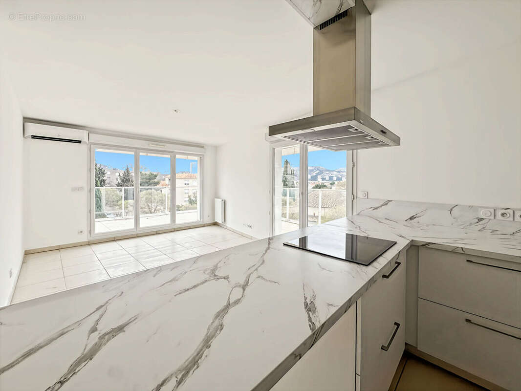 Appartement à MARSEILLE-9E