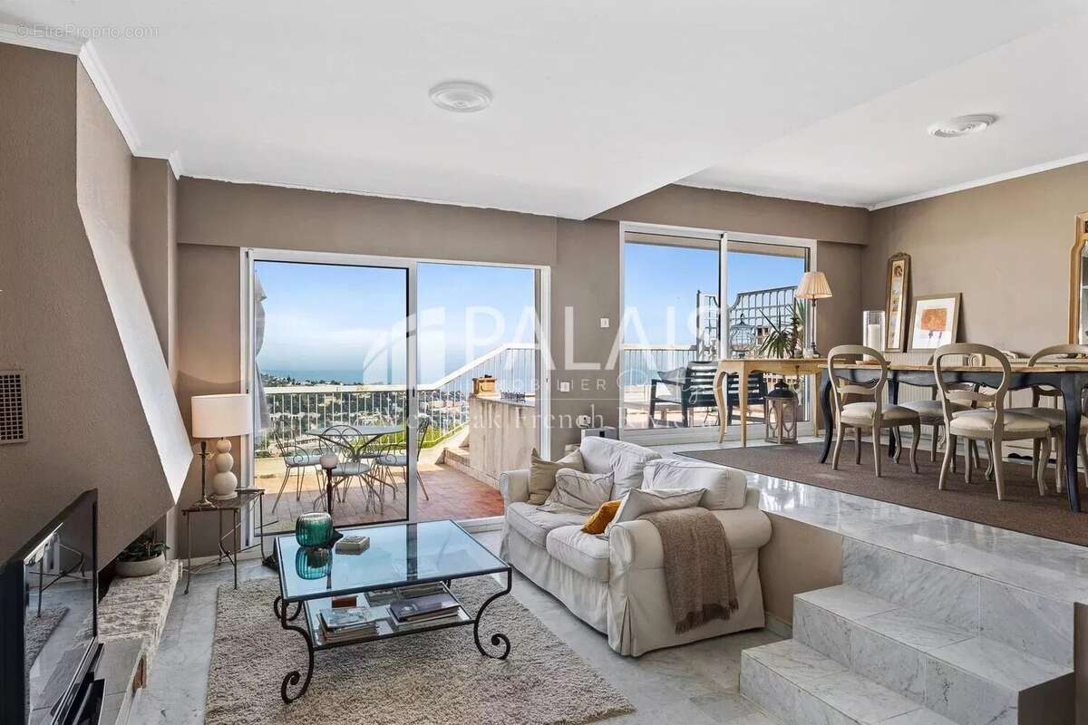 Appartement à VILLEFRANCHE-SUR-MER