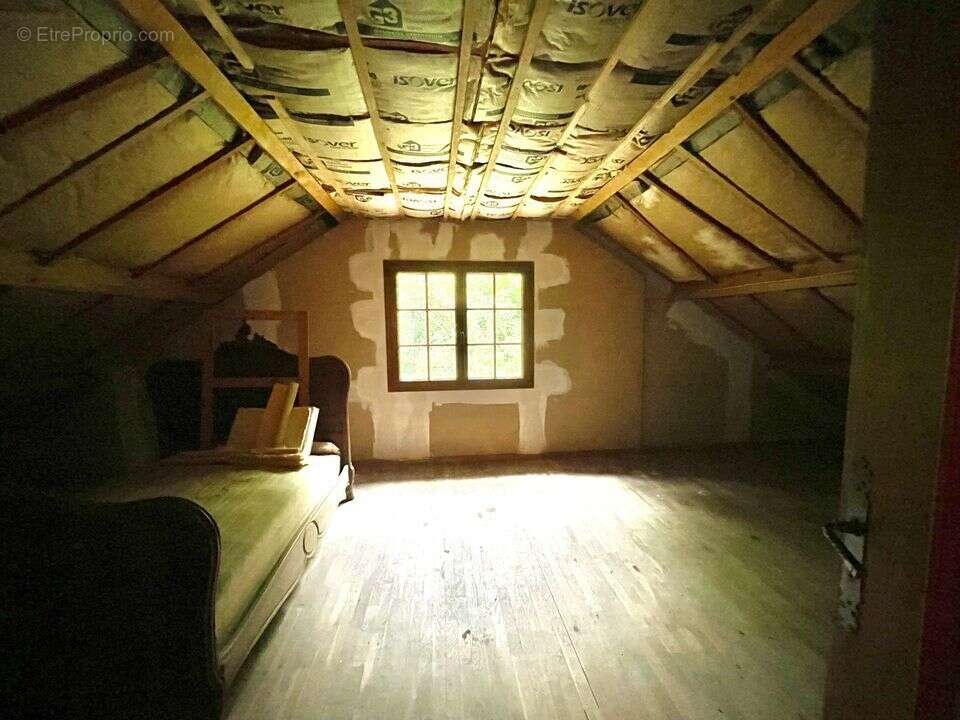Maison à BRENNES