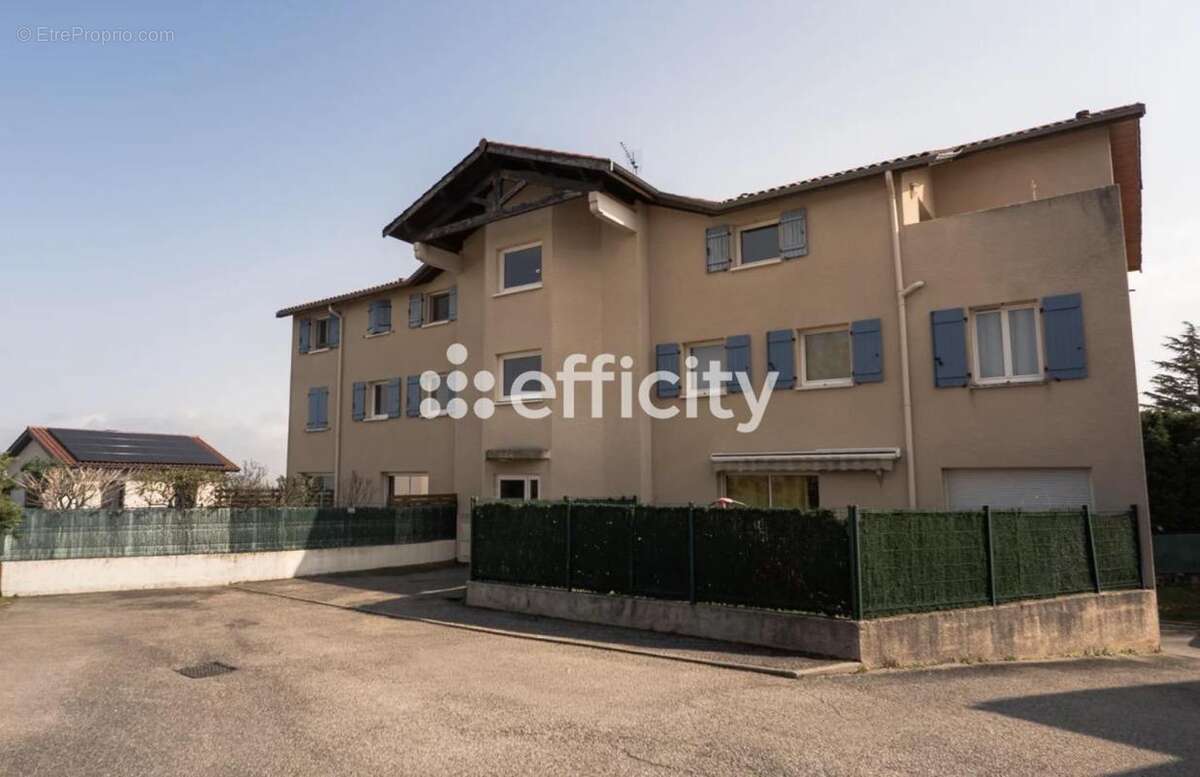 Appartement à VALENCIN