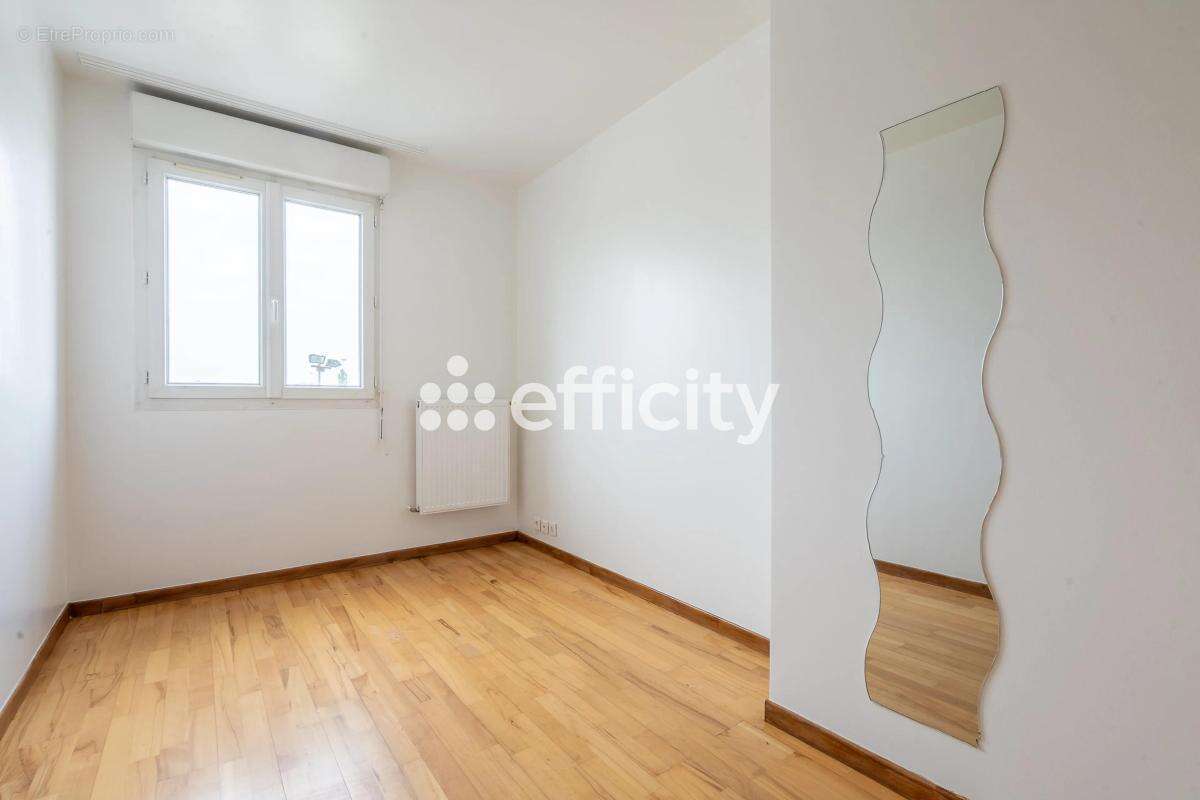 Appartement à BONDY