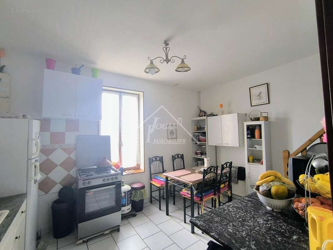 Maison à SAINT-ELOY-LES-MINES