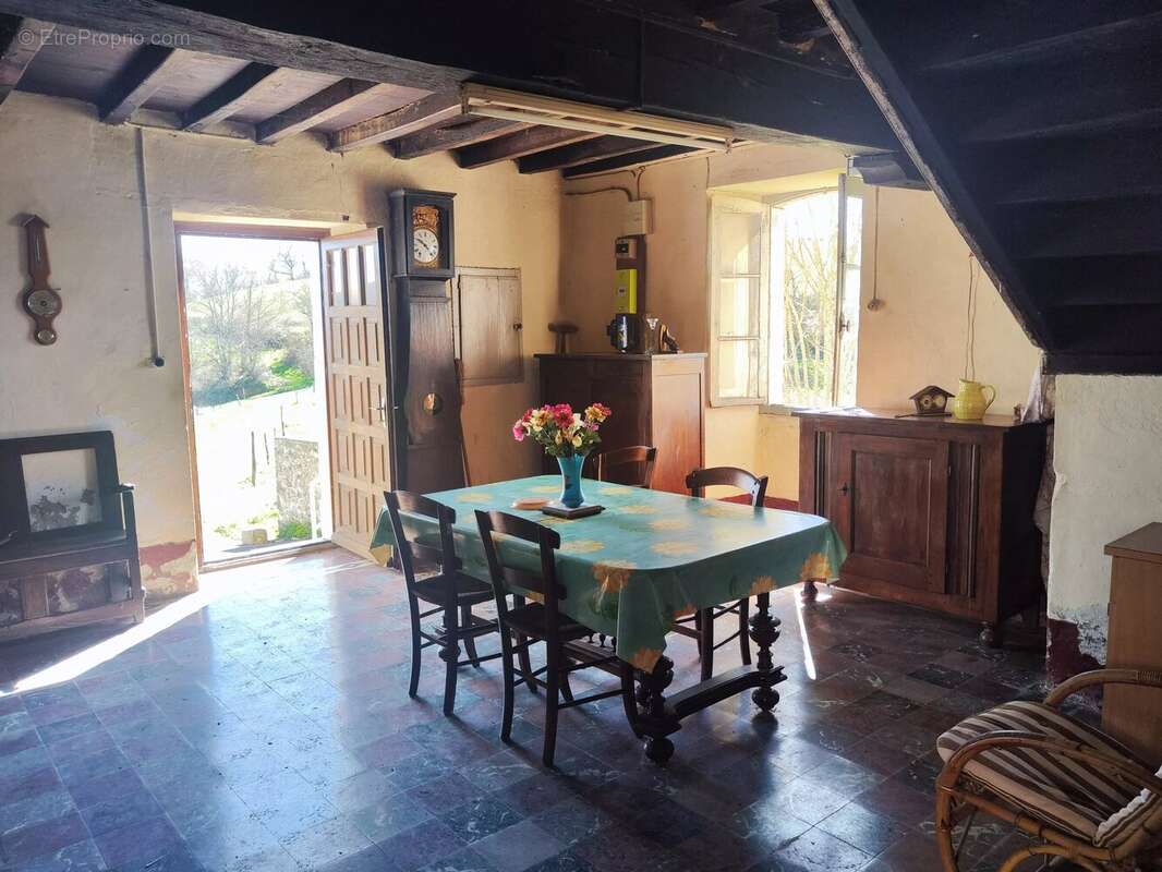 Maison à LUCQ-DE-BEARN