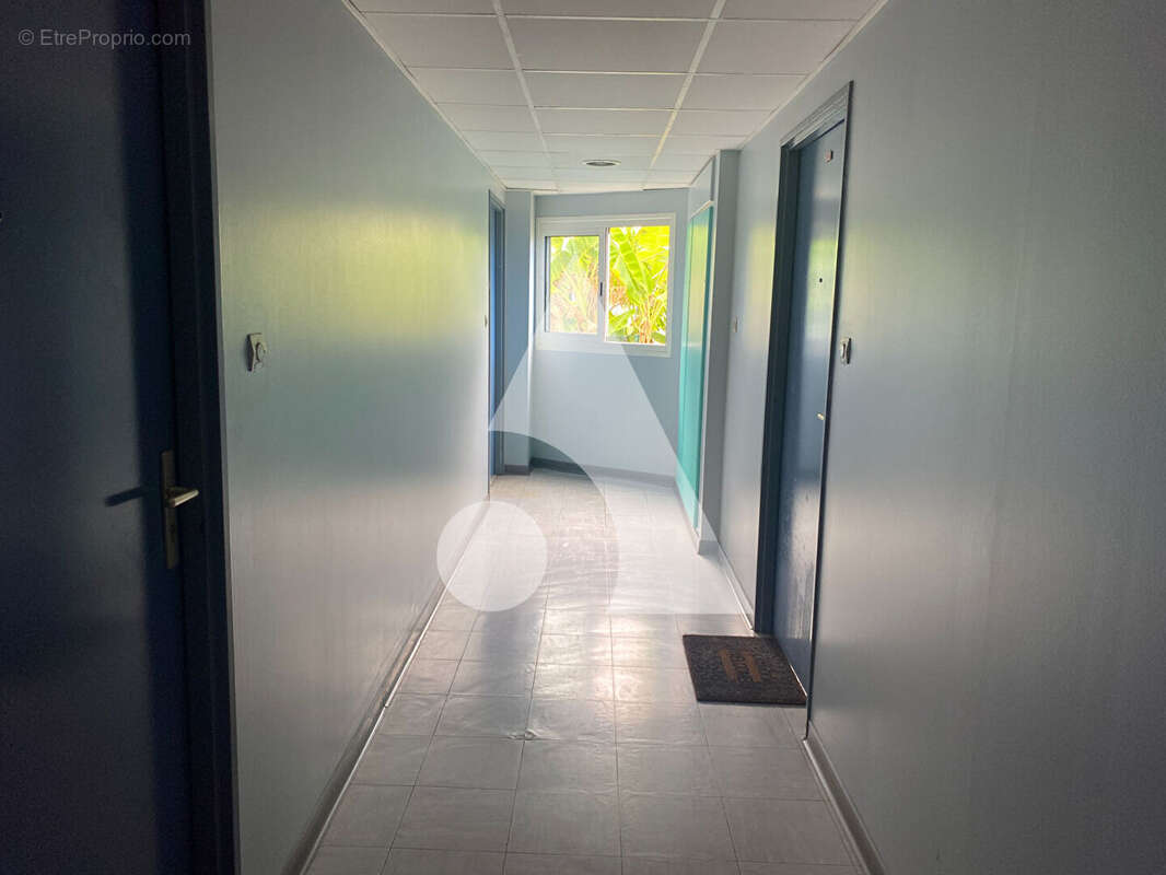 RARE !  Studio avec parking, idéal investissement ou premier achat ! - photo 10