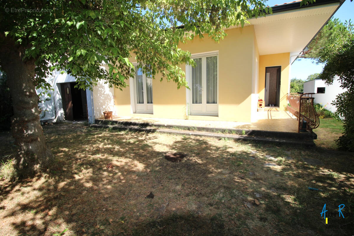 Maison à SAINT-GEORGES-DE-DIDONNE