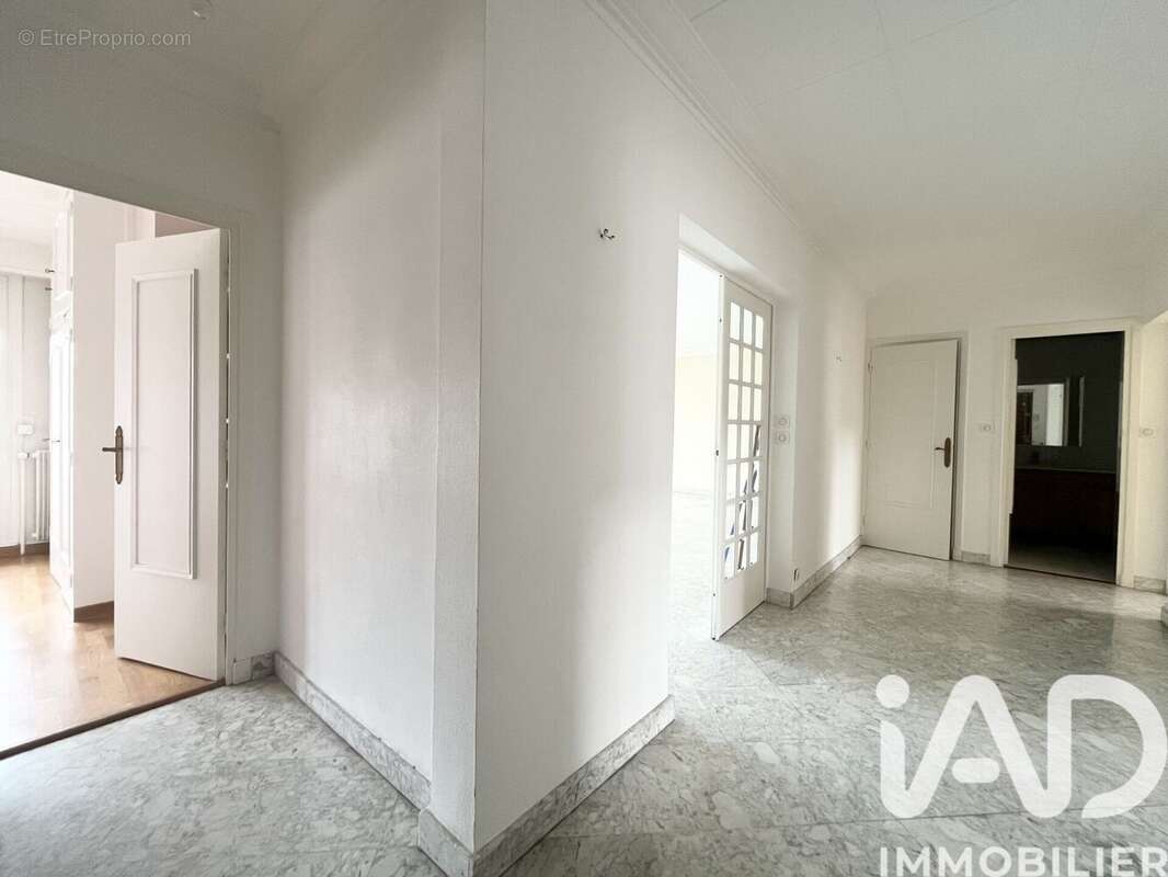Photo 4 - Appartement à LYON-6E