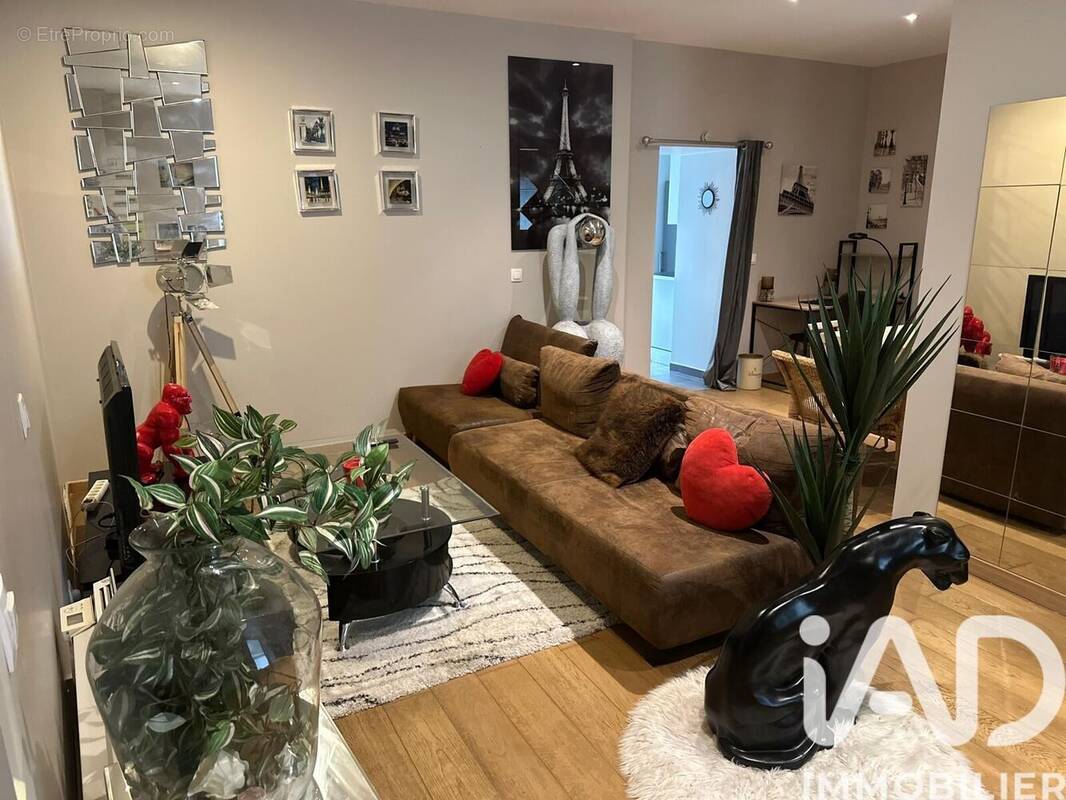 Photo 1 - Appartement à THORIGNY-SUR-MARNE