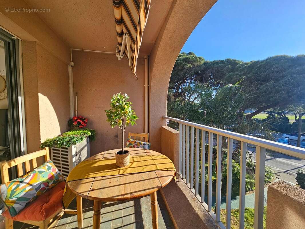 Appartement à HYERES