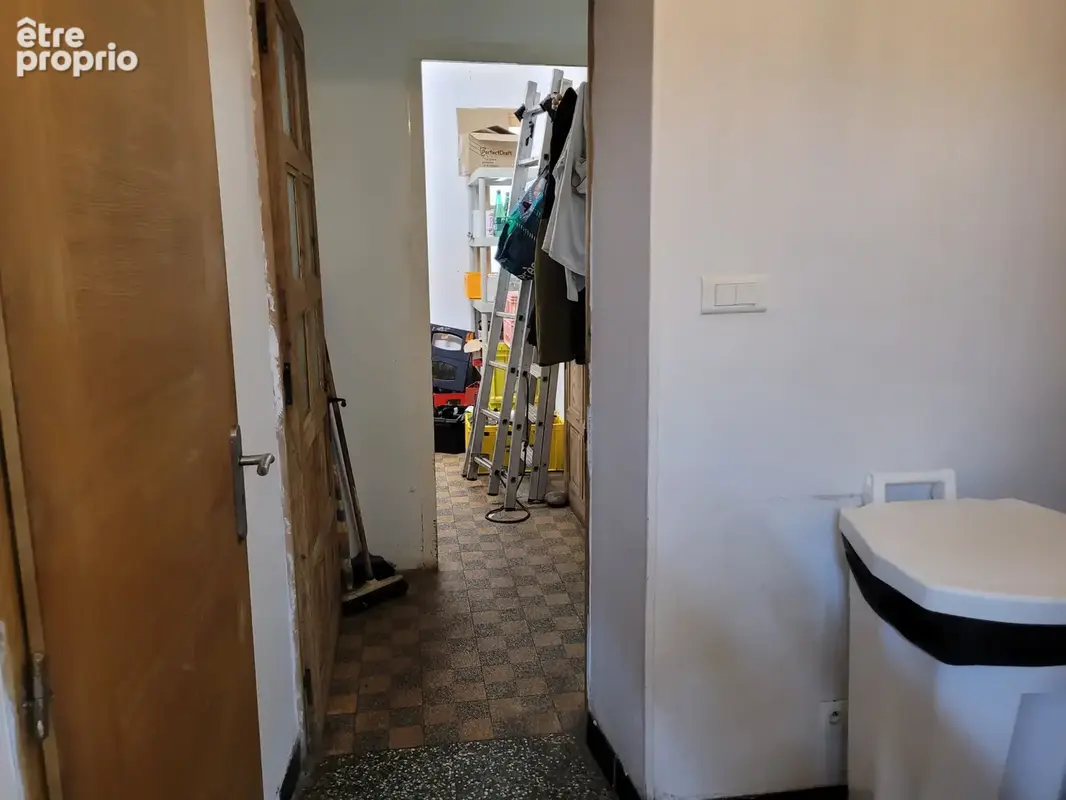 IMMEUBLE avec commerce et logement - photo 9