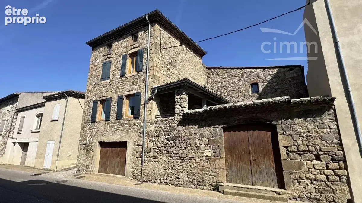 Maison à CHAMPAGNE