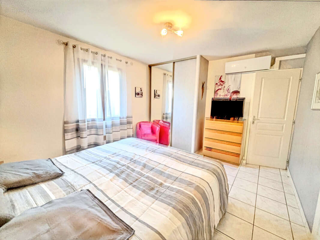 Maison à VIVIERS-DU-LAC