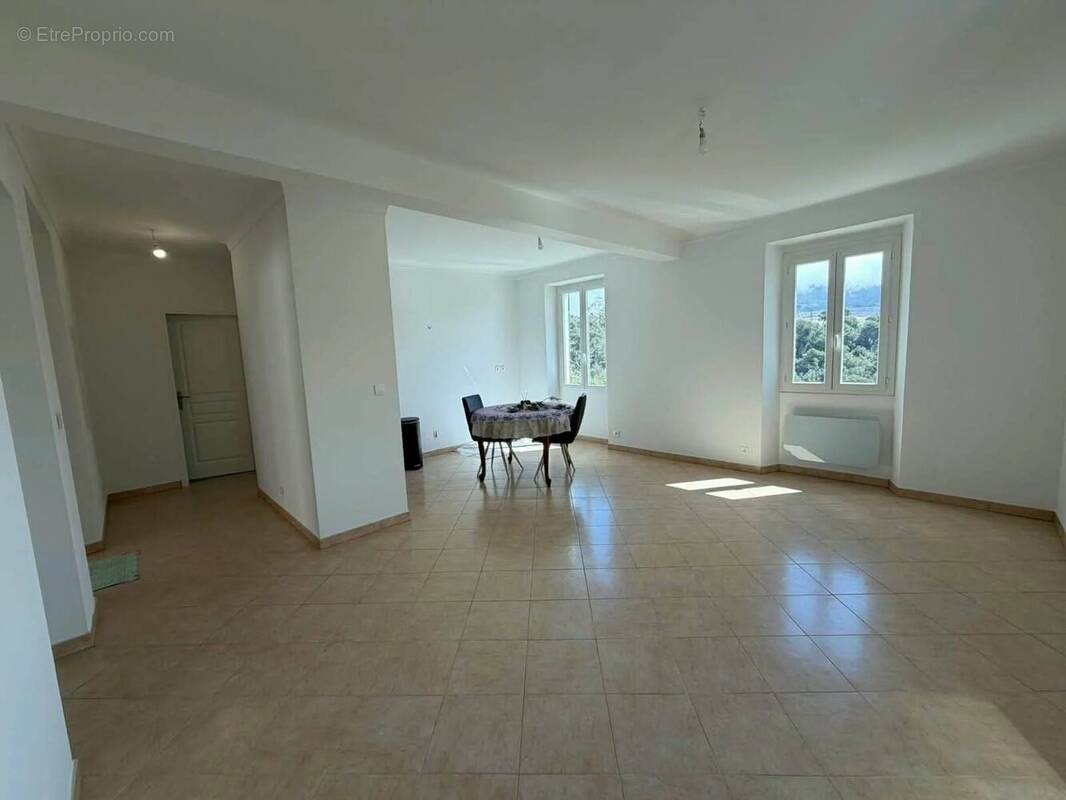 Appartement à LA TRINITE