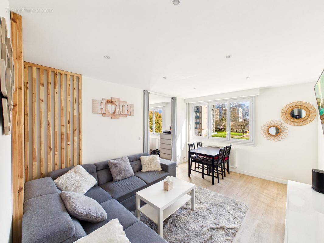 Appartement à COGNIN