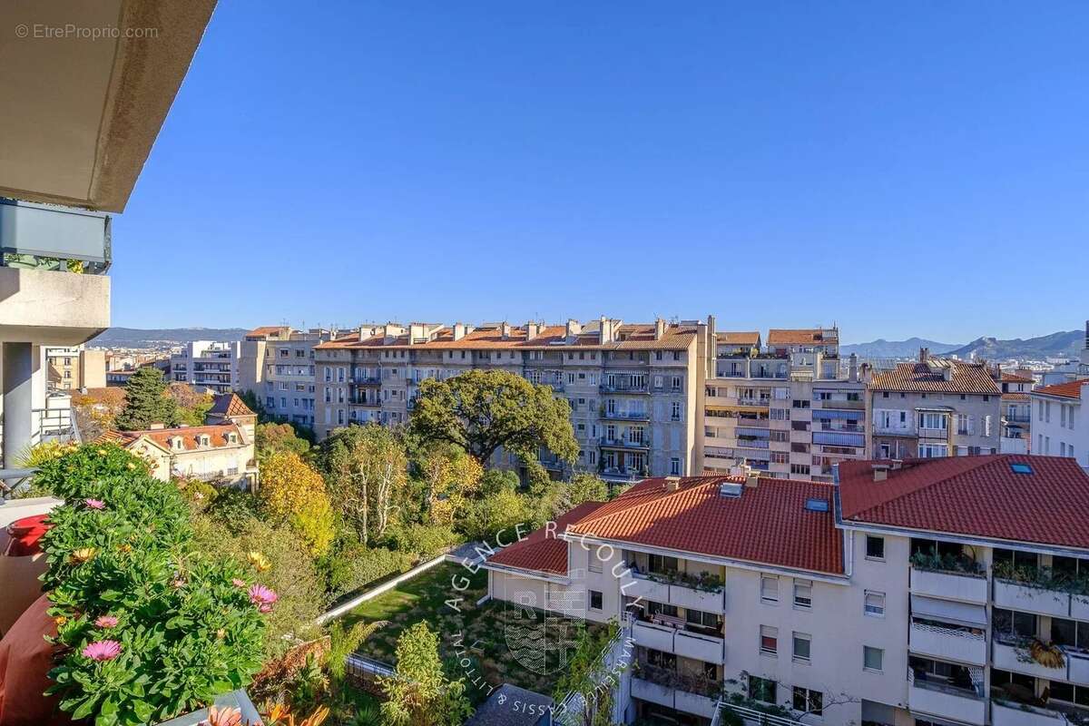 Appartement à MARSEILLE-8E