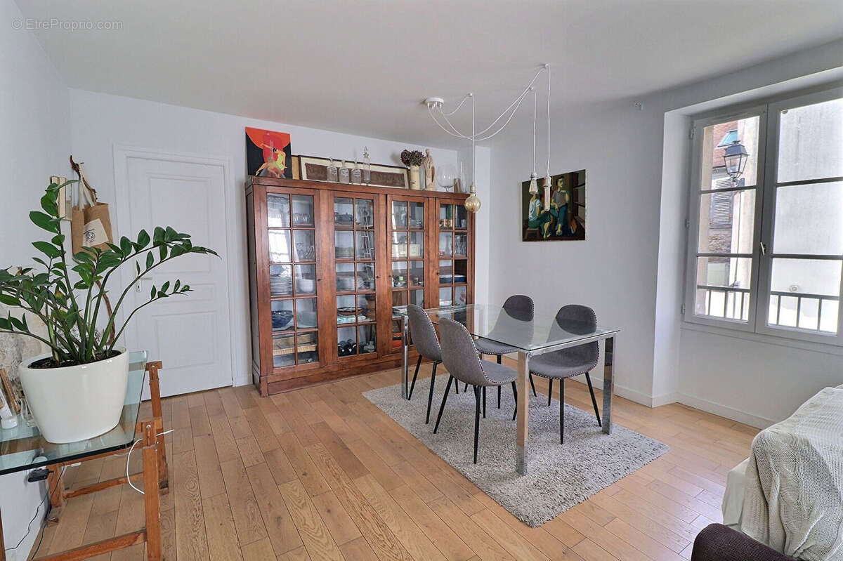 Appartement à RAMBOUILLET