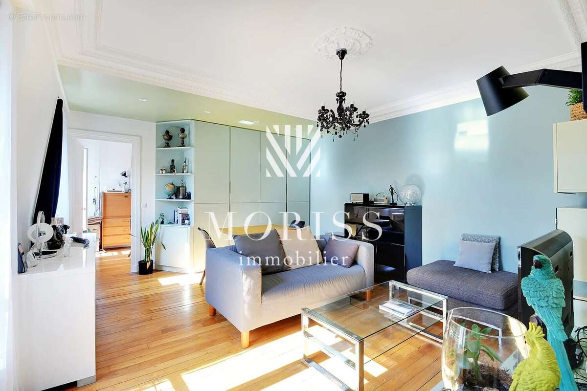 Appartement à PARIS-11E